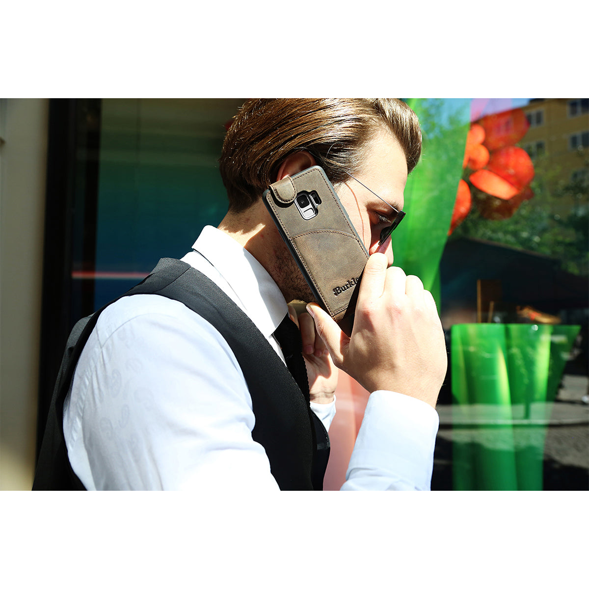 Samsung Galaxy S22 Plus Leder Flip-Case – Flip-Style mit Kartenfach | Schwarz