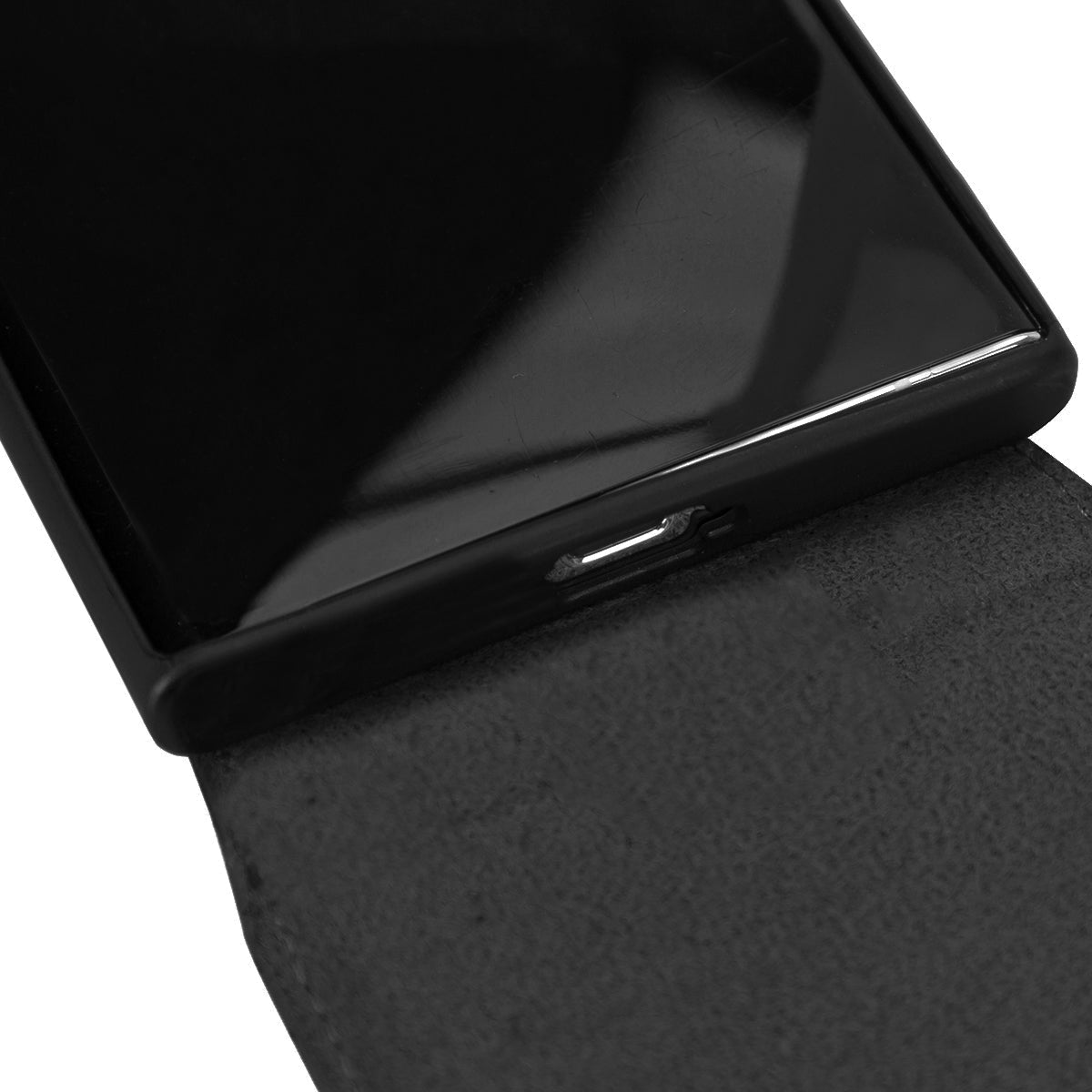 iPhone 15 Pro Leder Flip Case – Hülle mit Rundumschutz | Schwarz