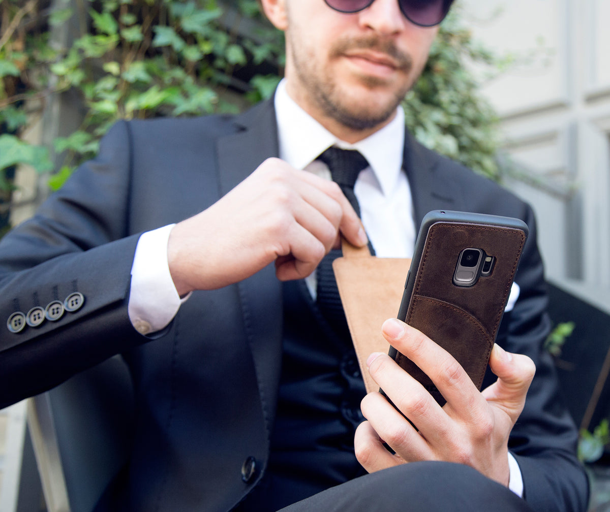 iPhone 12 Pro Max Leder Flip Case – Hülle mit Rundumschutz | Braun