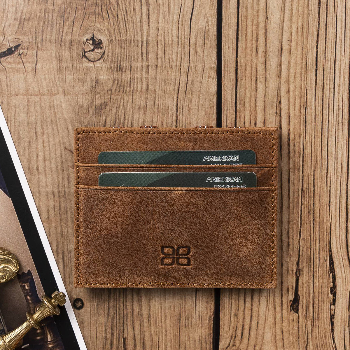 Magic Wallet aus Leder – Kreditkartenetui mit Gummizug-Scheinhalter | Braun